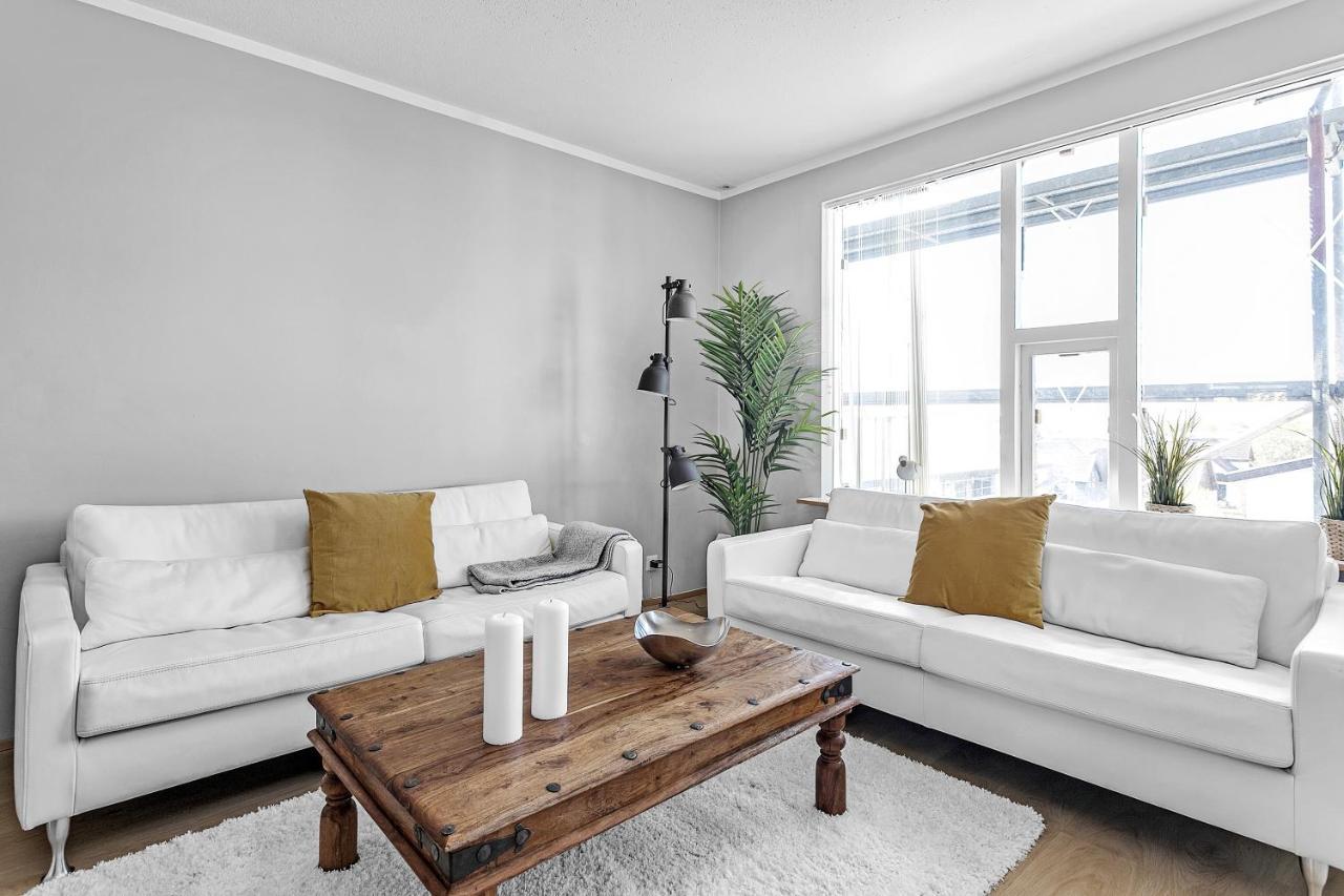 Charming, 2 Bedroom Seaside Apartment Reykjavík Esterno foto