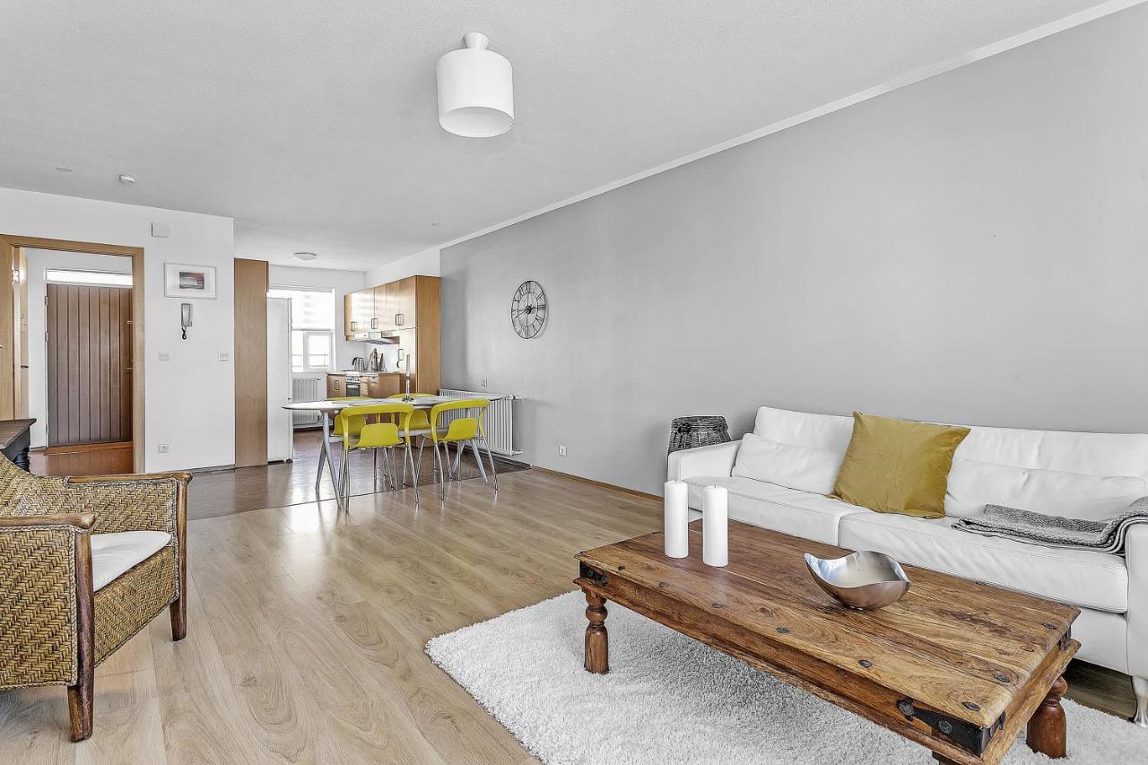 Charming, 2 Bedroom Seaside Apartment Reykjavík Esterno foto